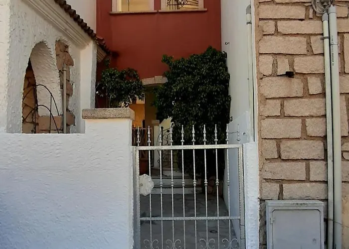 Lo Sguardo Sulla Citta' ,panoramic View דירה אולביה